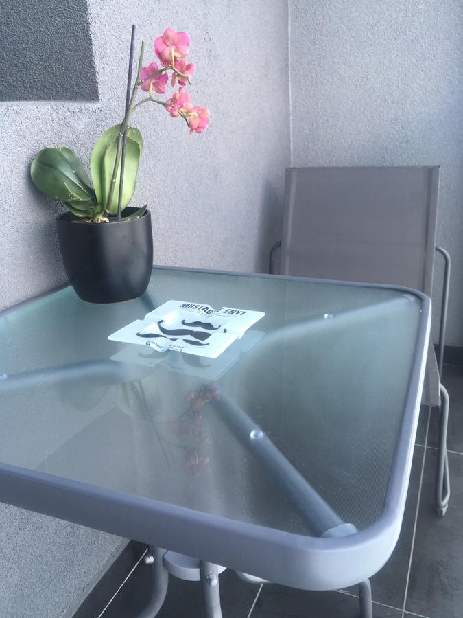 Net Hotel Piteşti Kültér fotó