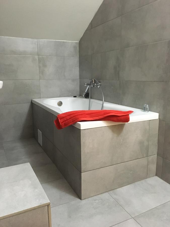 Net Hotel Piteşti Kültér fotó