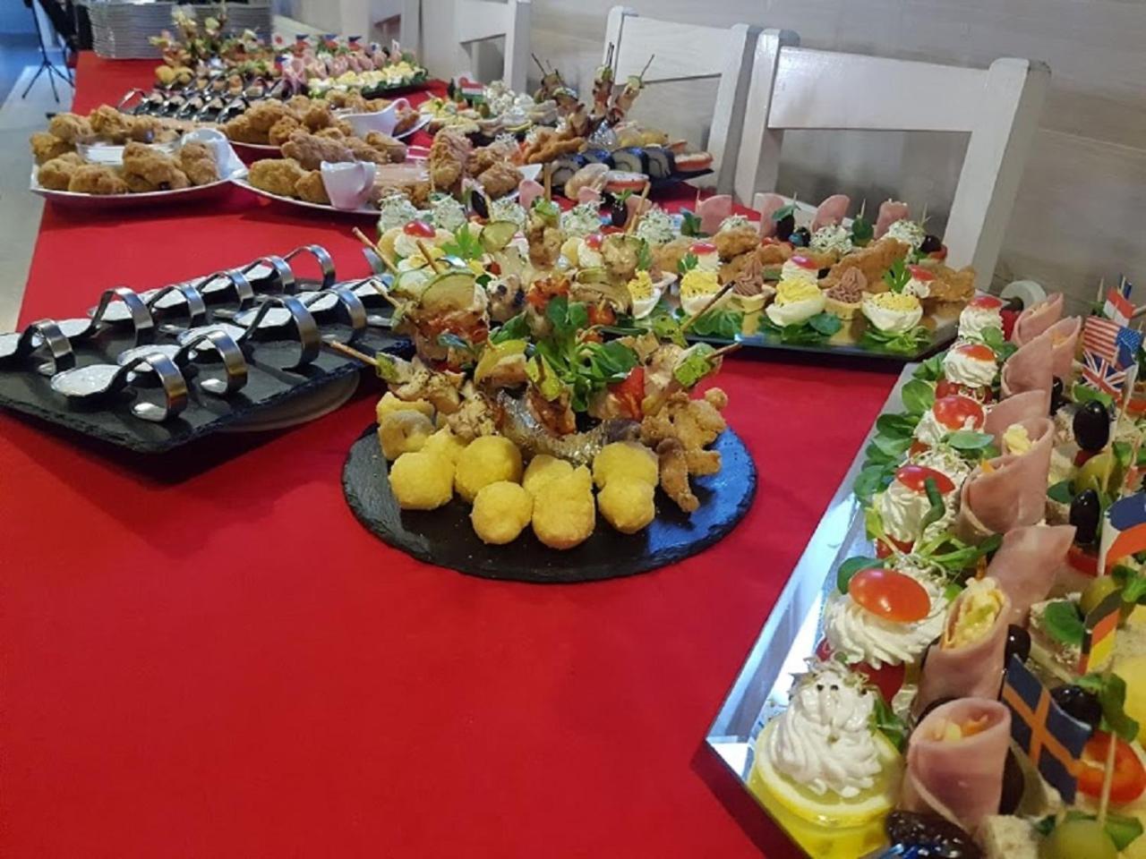 Net Hotel Piteşti Kültér fotó
