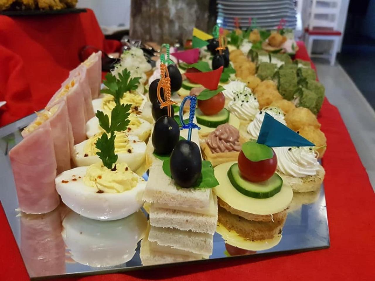 Net Hotel Piteşti Kültér fotó